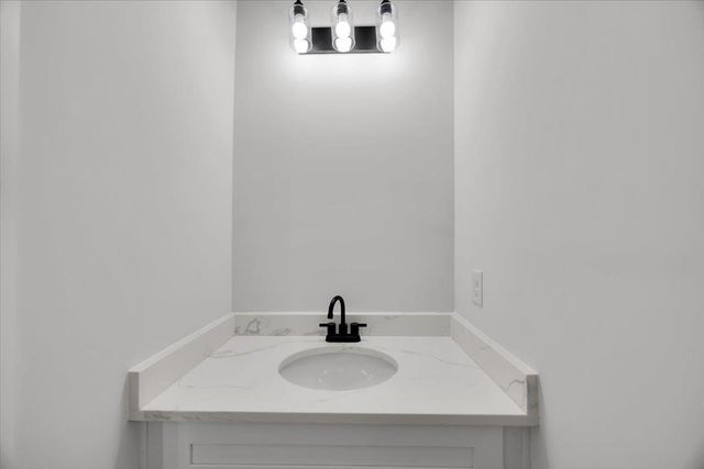 128 Lyman Avenue, Duncan, SC 29334