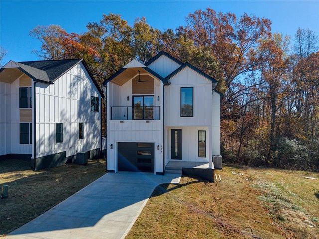 128 Lyman Avenue, Duncan, SC 29334