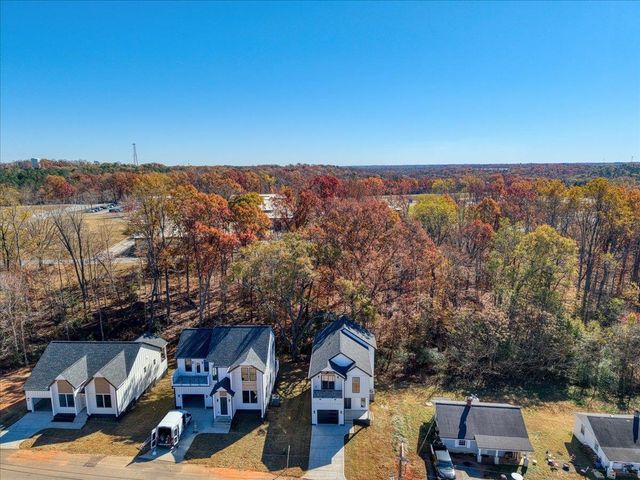 128 Lyman Avenue, Duncan, SC 29334