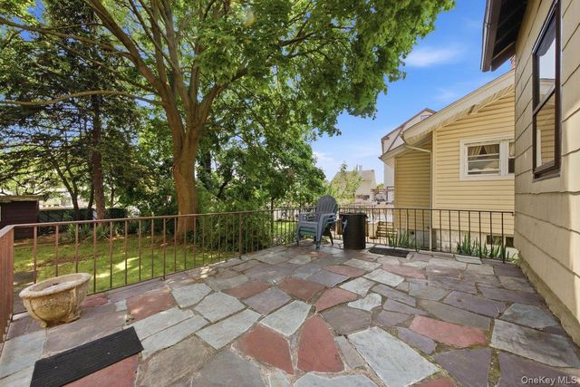 24 Cooper Street, Yonkers, NY 10704
