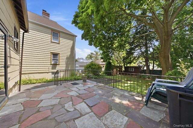 24 Cooper Street, Yonkers, NY 10704