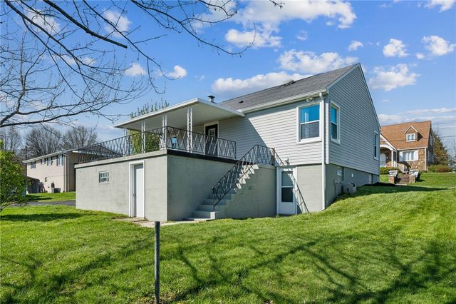 695 Park Ave, Mt Pleasant Twp, PA 15666