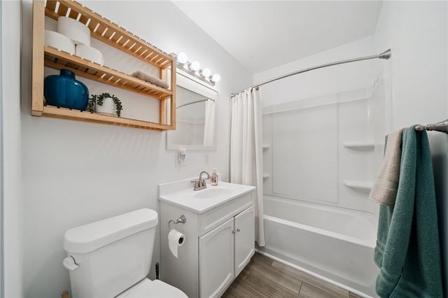 695 Park Ave, Mt Pleasant Twp, PA 15666