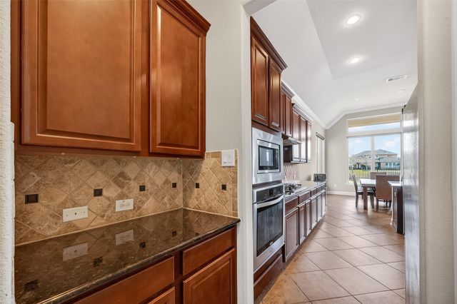 2603 Sunshade Court, Pearland, TX 77584