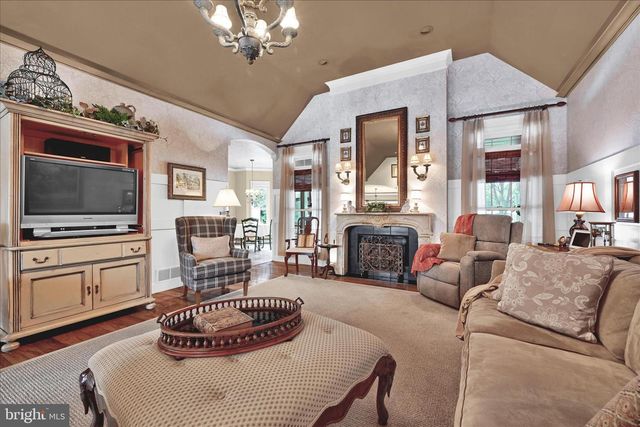 1000 GLENWOOD LN, Lebanon, PA 17042