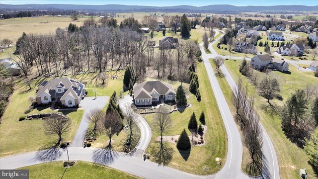 1000 GLENWOOD LN, Lebanon, PA 17042