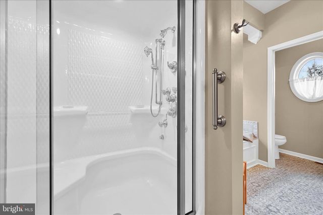 1000 GLENWOOD LN, Lebanon, PA 17042