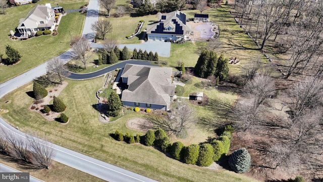 1000 GLENWOOD LN, Lebanon, PA 17042