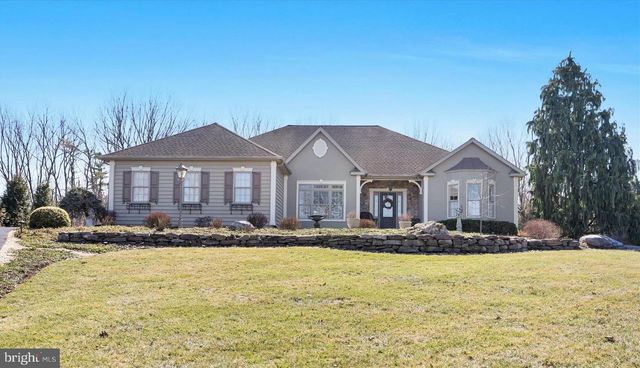 1000 GLENWOOD LN, Lebanon, PA 17042