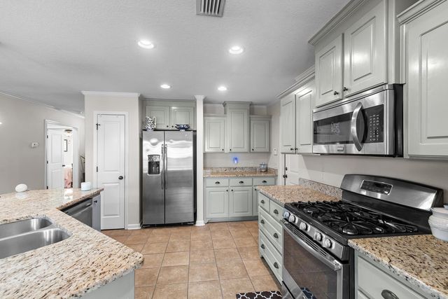 222 Chinkapin Drive, Dothan, AL 36301