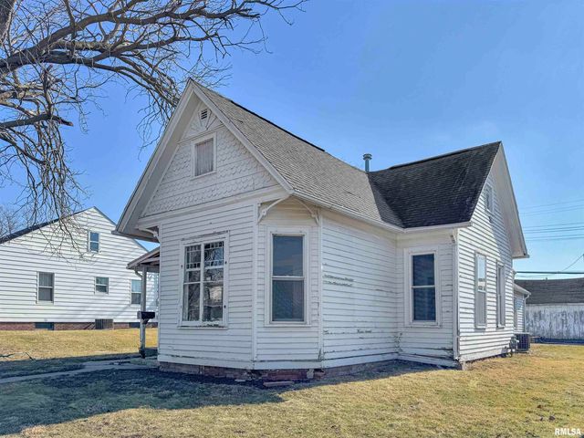 118 W NORTH Street, Mt Sterling, IL 62353