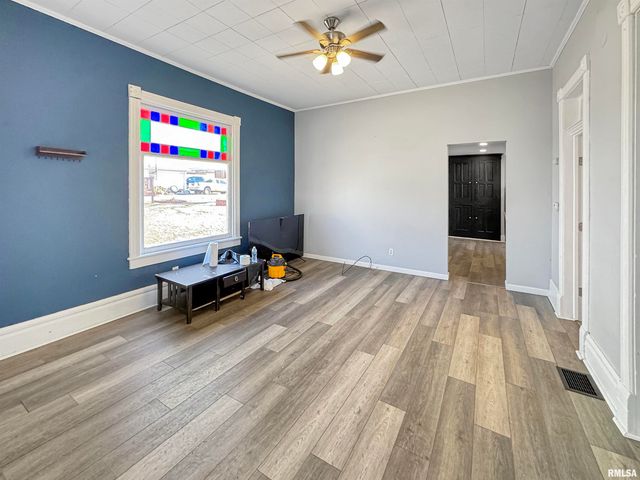 118 W NORTH Street, Mt Sterling, IL 62353