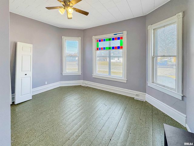 118 W NORTH Street, Mt Sterling, IL 62353