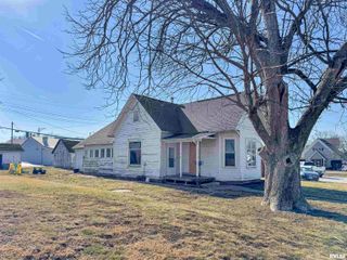 118 W NORTH Street, Mt Sterling, IL 62353