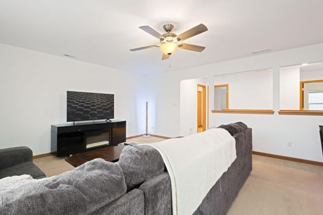 432 Briarwood Lane, Lowell, IN 46356