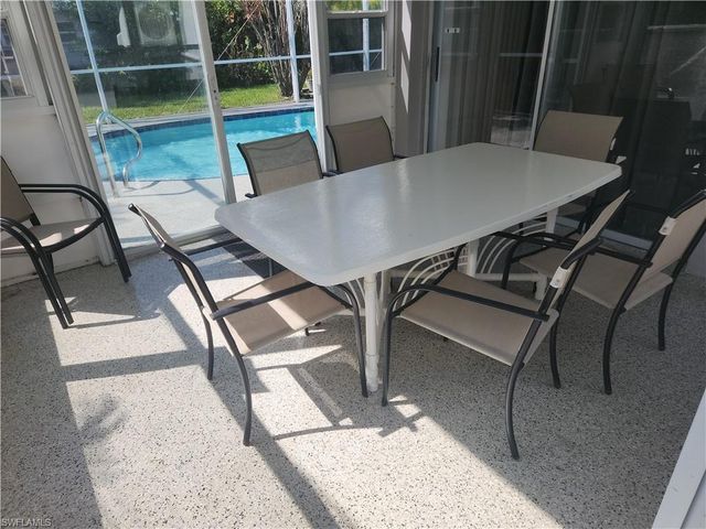 602 SE 46th TER, Cape Coral, FL 33904