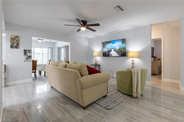 602 SE 46th TER, Cape Coral, FL 33904