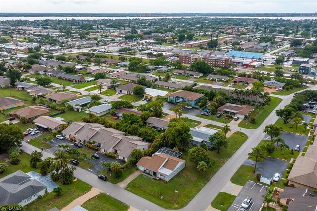 602 SE 46th TER, Cape Coral, FL 33904