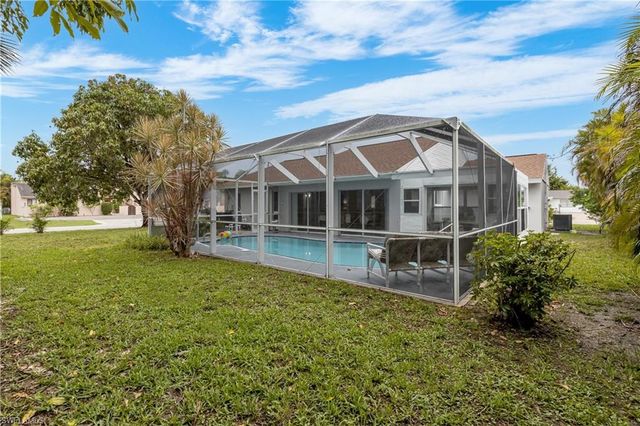 602 SE 46th TER, Cape Coral, FL 33904