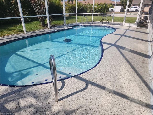 602 SE 46th TER, Cape Coral, FL 33904