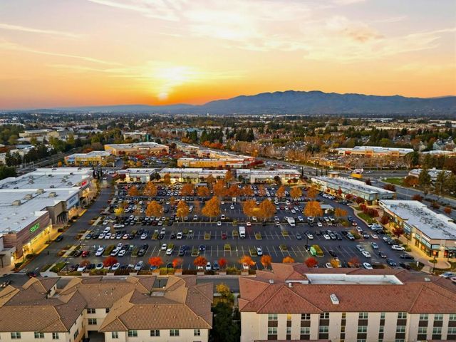 1057 Foxglove Place 202, San Jose, CA 95131