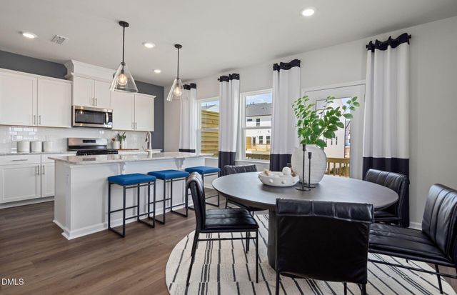 2851 Farmhouse Drive, Apex, NC 27502