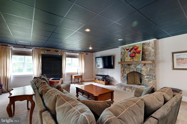 104 TIMBER RIDGE LN, Chadds Ford, PA 19317