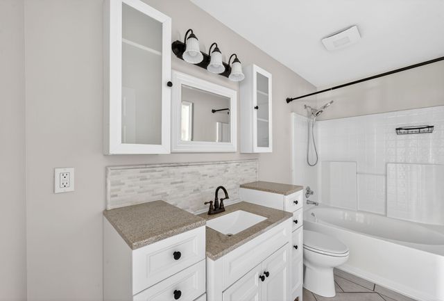 1698 John Sharp Rd, Spring Hill, TN 37174