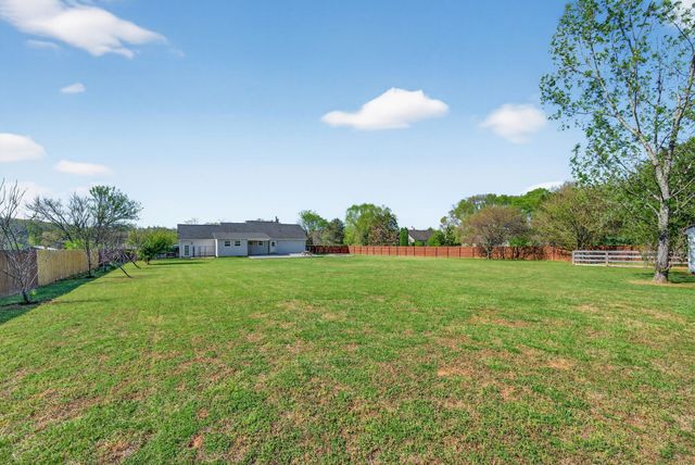 1698 John Sharp Rd, Spring Hill, TN 37174