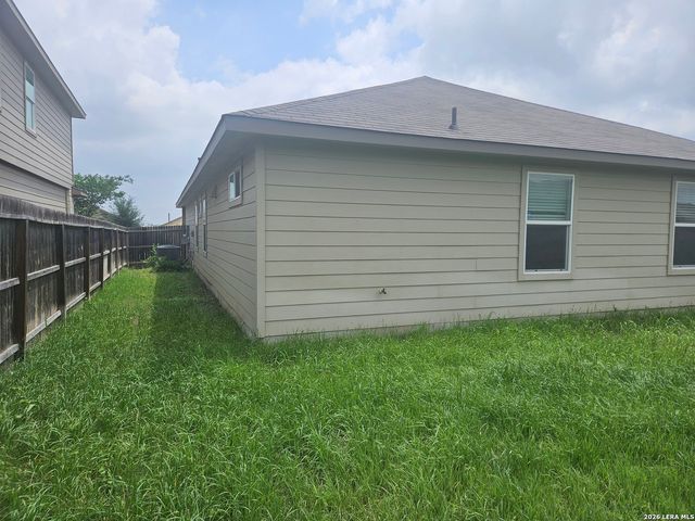 6437 Kingsley Edge, San Antonio, TX 78252