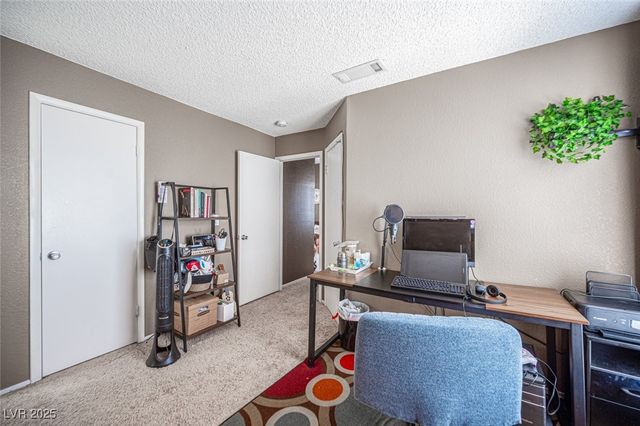 3150 Soft Breezes Drive 2220, Las Vegas, NV 89128