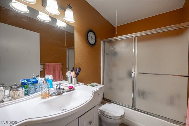 3150 Soft Breezes Drive 2220, Las Vegas, NV 89128