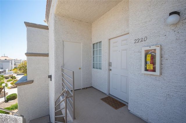 3150 Soft Breezes Drive 2220, Las Vegas, NV 89128