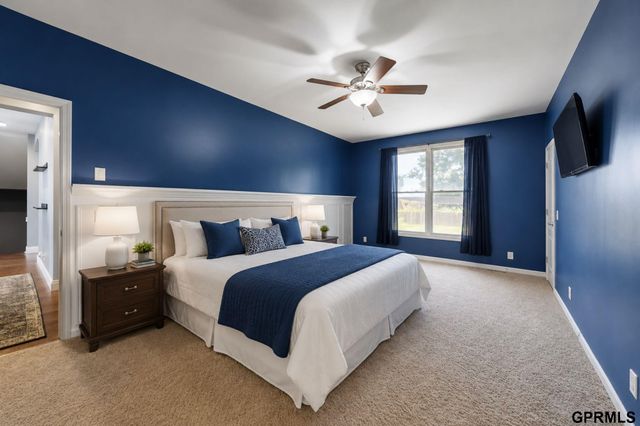 9804 S 28Th Avenue, Bellevue, NE 68123