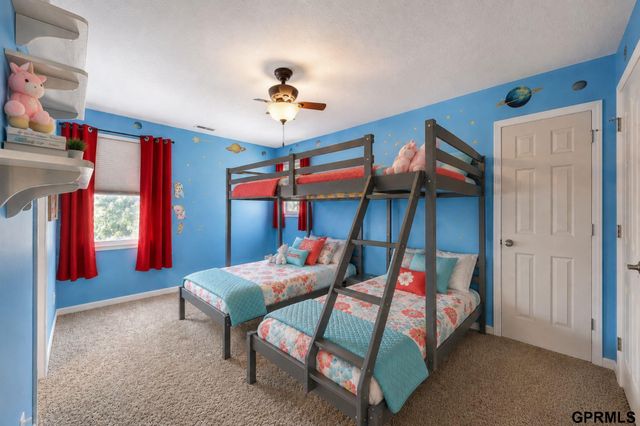 9804 S 28Th Avenue, Bellevue, NE 68123