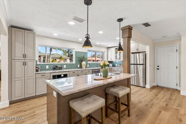 5 Riverdale Avenue, Ormond Beach, FL 32174