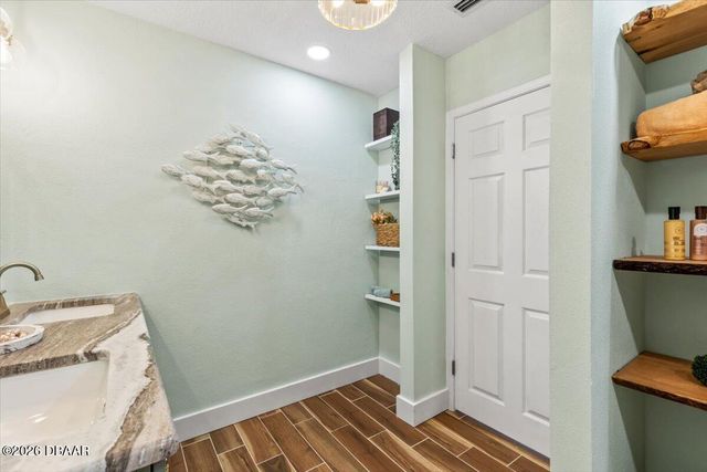 5 Riverdale Avenue, Ormond Beach, FL 32174