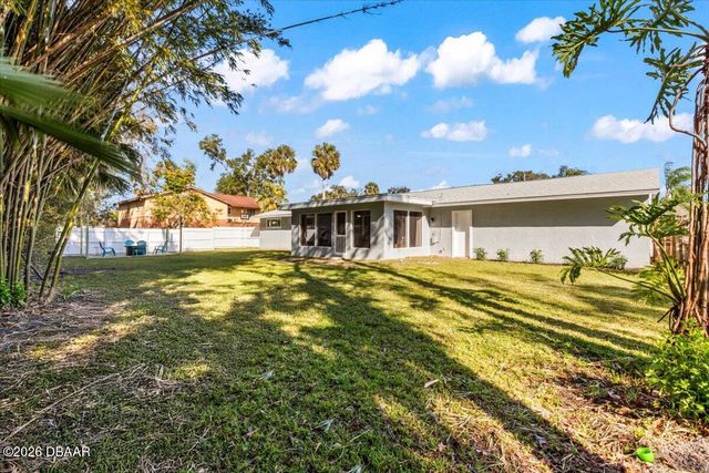 5 Riverdale Avenue, Ormond Beach, FL 32174