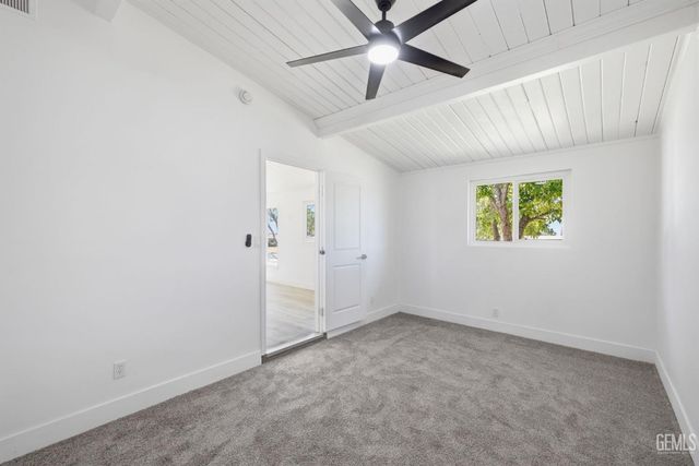 2805 Haley Street, Bakersfield, CA 93305