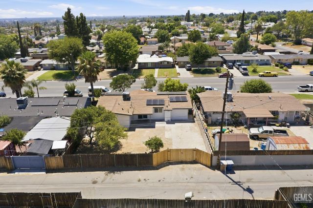 2805 Haley Street, Bakersfield, CA 93305