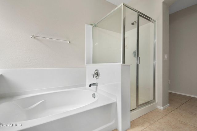2881 E Tonto Drive, Gilbert, AZ 85298