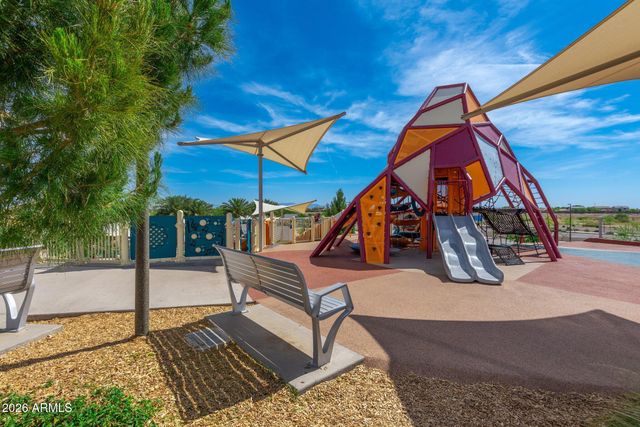 2881 E Tonto Drive, Gilbert, AZ 85298