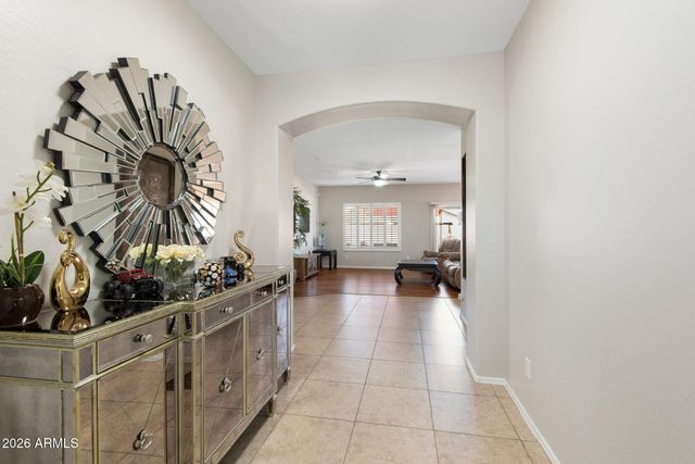 2881 E Tonto Drive, Gilbert, AZ 85298