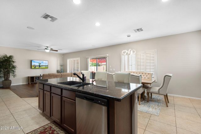 2881 E Tonto Drive, Gilbert, AZ 85298