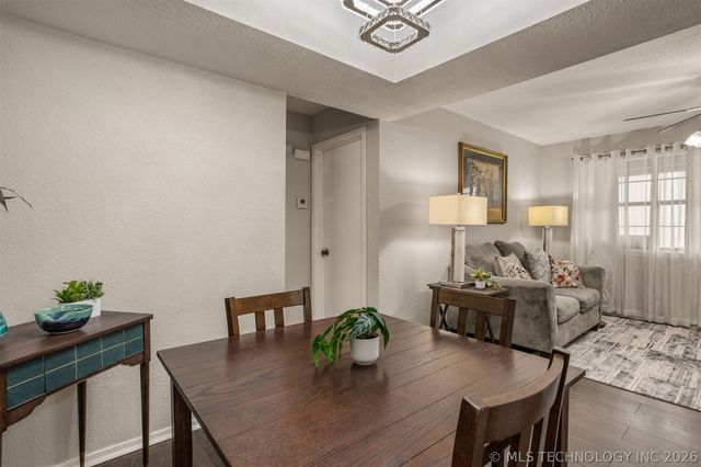 6380 S 80th East Avenue A, Tulsa, OK 74133