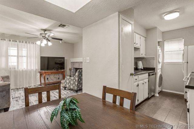 6380 S 80th East Avenue A, Tulsa, OK 74133