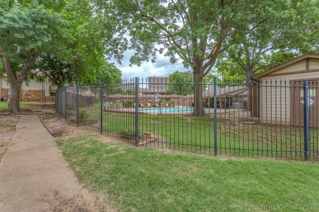 6380 S 80th East Avenue A, Tulsa, OK 74133