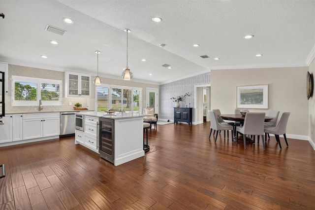 802 OSCEOLA ROAD, Belleair, FL 33756
