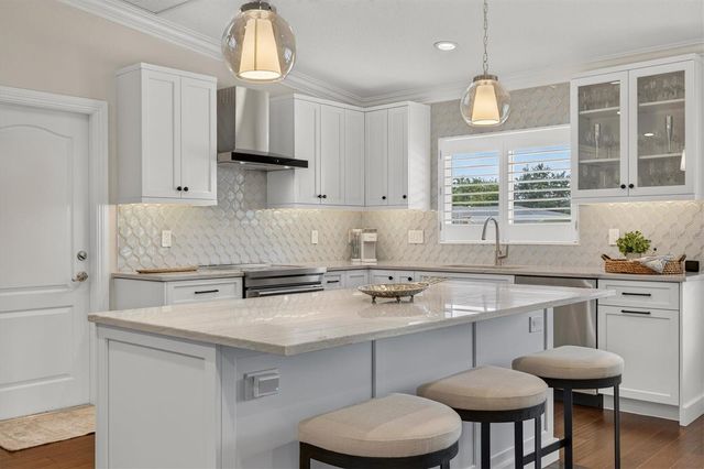 802 OSCEOLA ROAD, Belleair, FL 33756