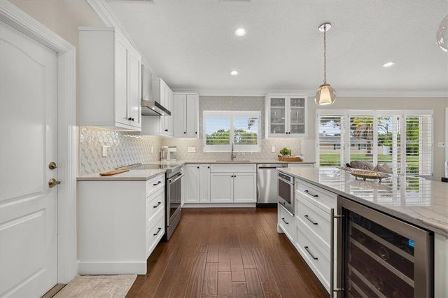 802 OSCEOLA ROAD, Belleair, FL 33756